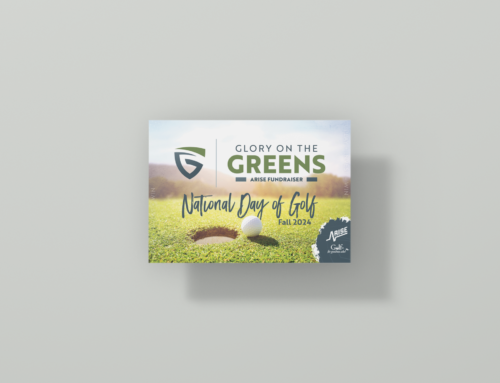 Glory on the Greens Postcard