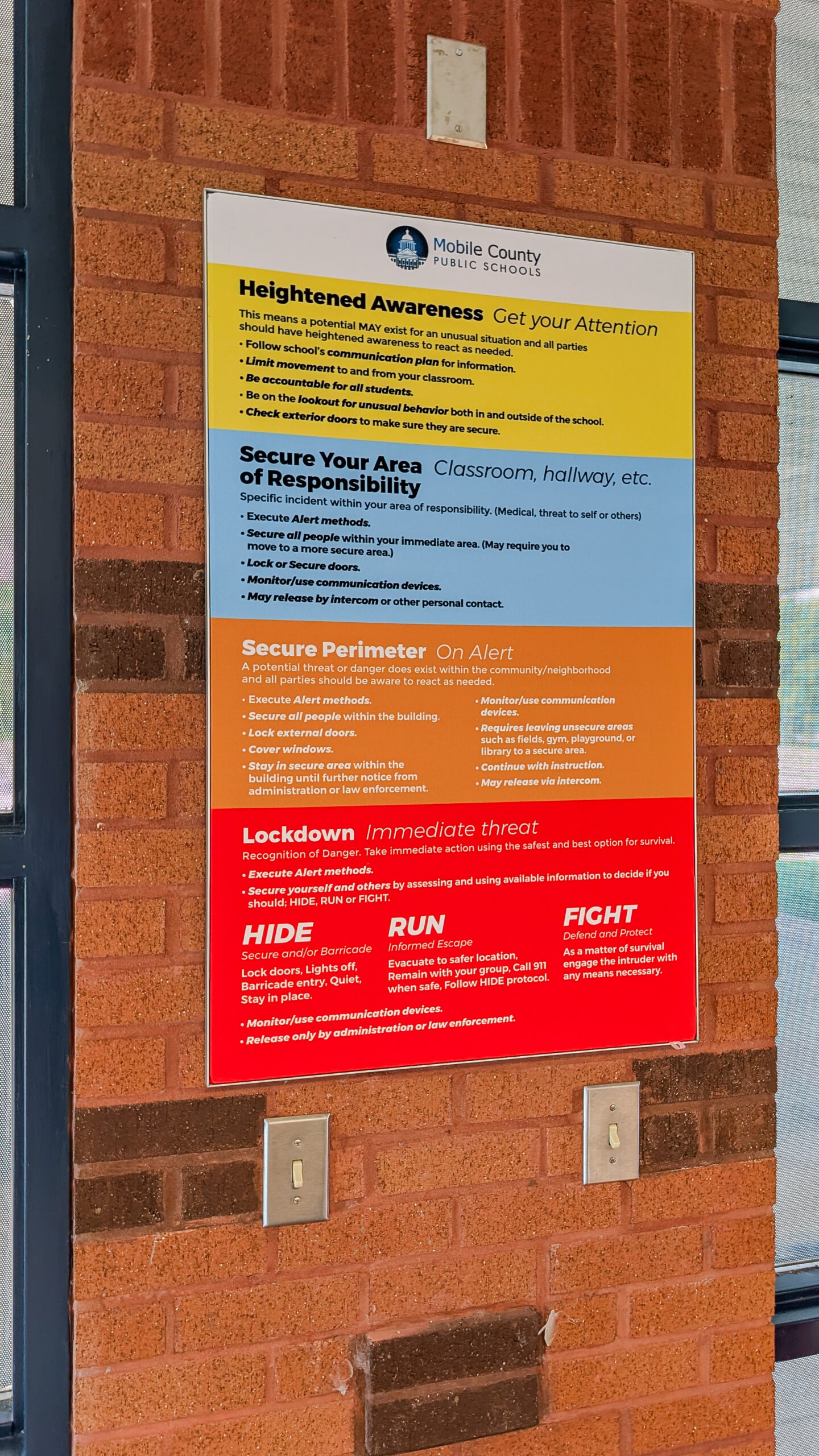 Silicone edge graphic displaying school safety procedures installed at Gillard Elementary School in Mobile, Alabama.